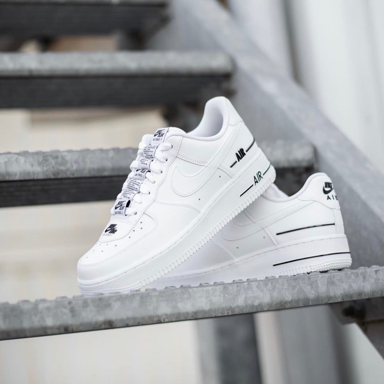 NIKE AIR FORCE 1 07 LV8 3 (CJ1379100)